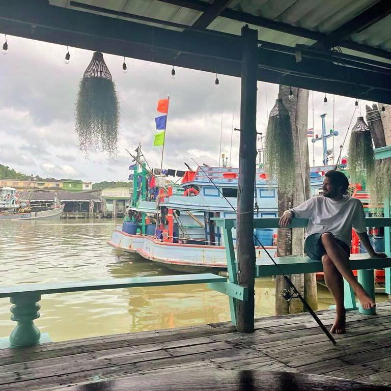 Rub Lom Chom Klong Homestay Chumphon Exterior foto